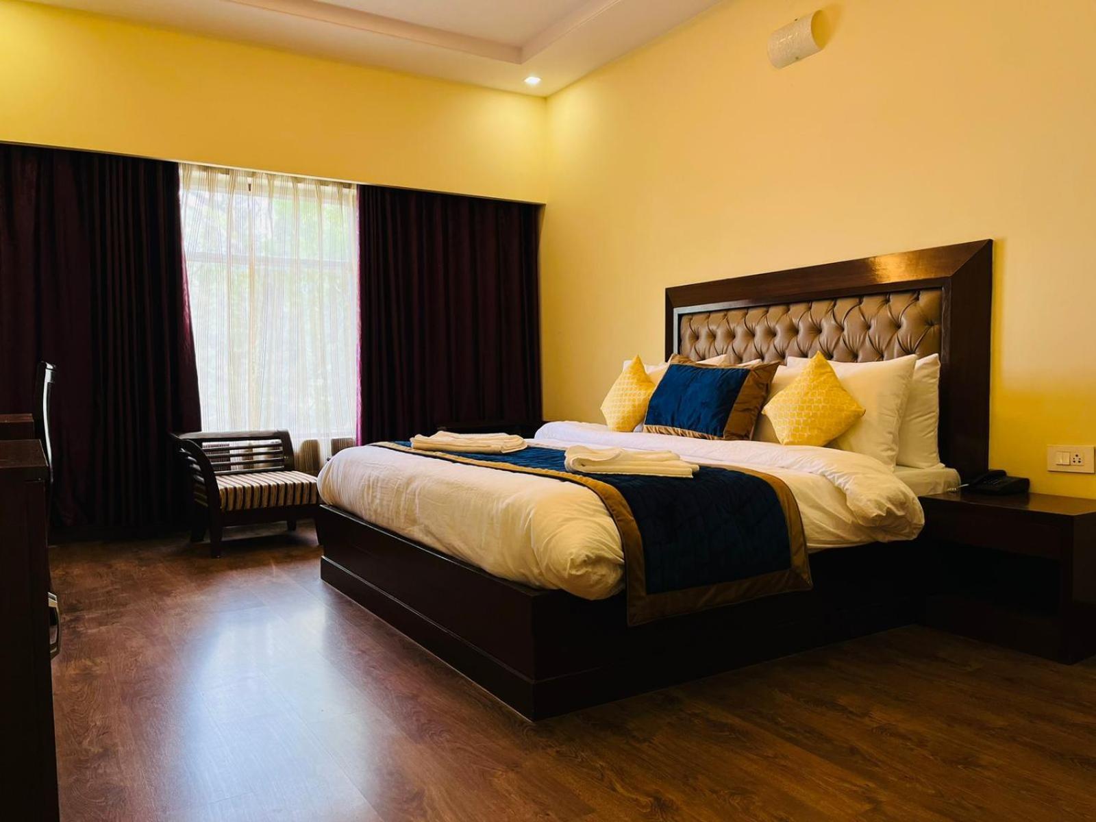 The Ashoka Inn 300Mts Walkable From Mall Road Shimla Extérieur photo