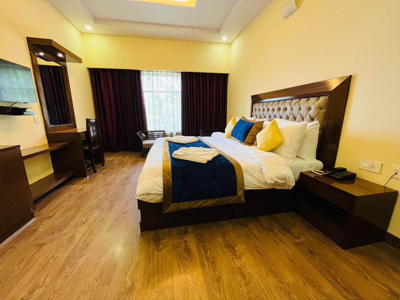 The Ashoka Inn 300Mts Walkable From Mall Road Shimla Extérieur photo