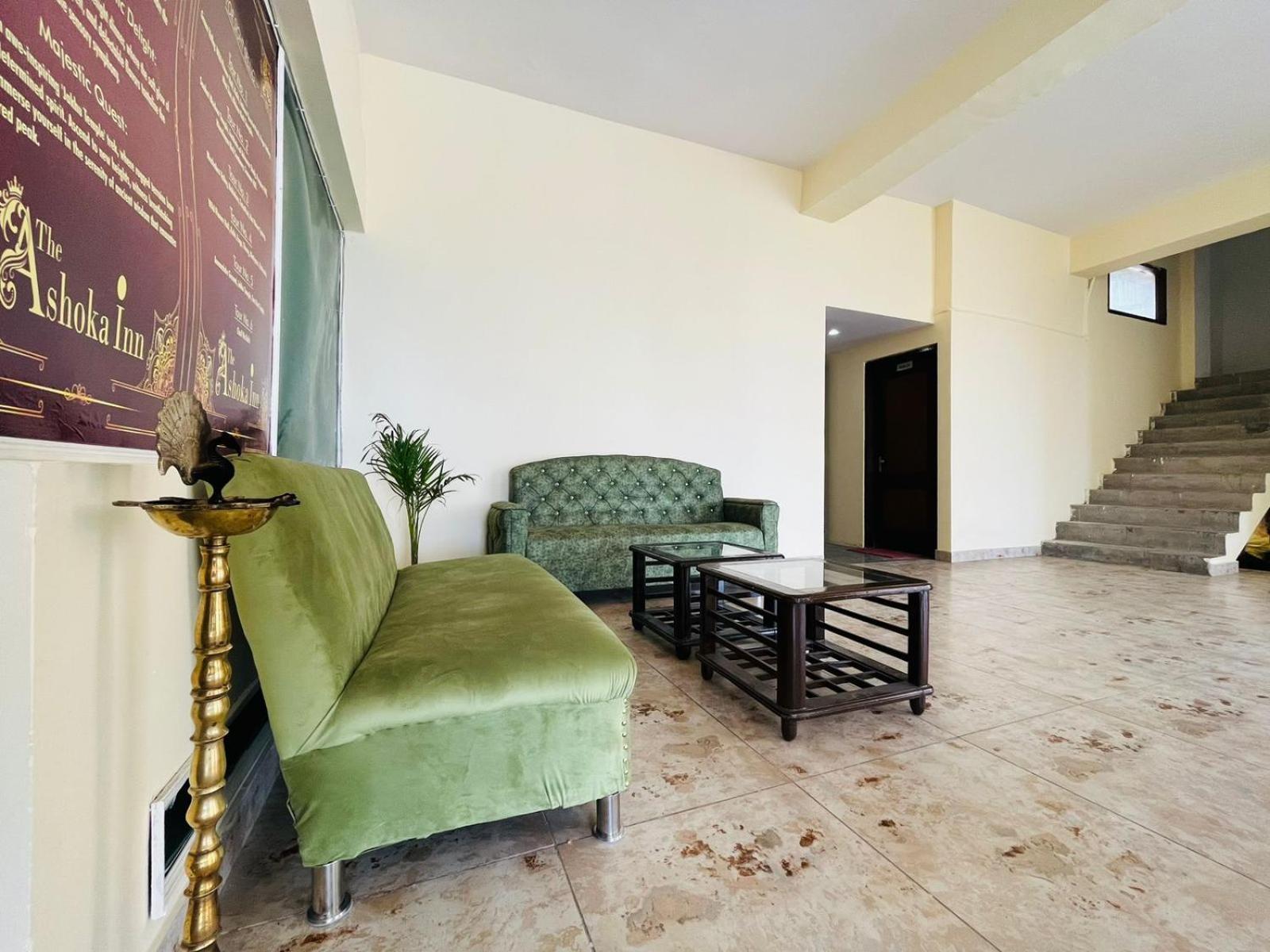 The Ashoka Inn 300Mts Walkable From Mall Road Shimla Extérieur photo