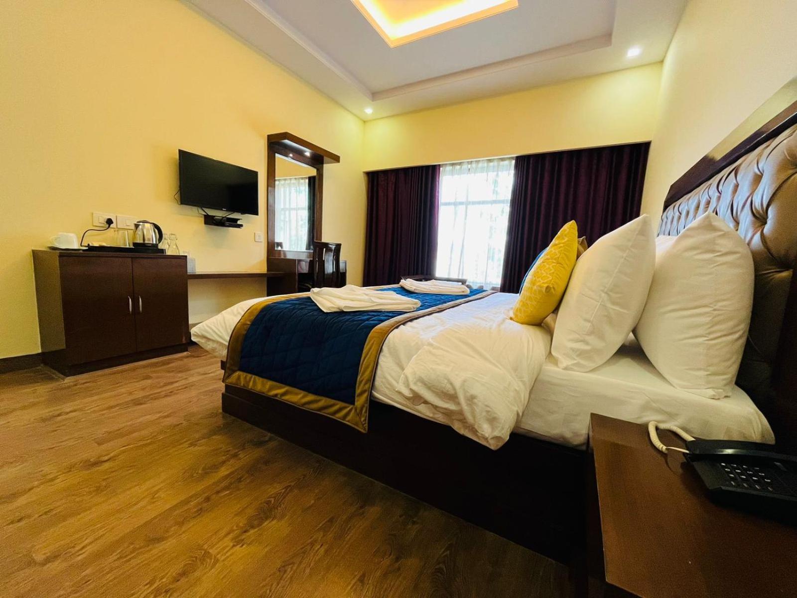 The Ashoka Inn 300Mts Walkable From Mall Road Shimla Extérieur photo